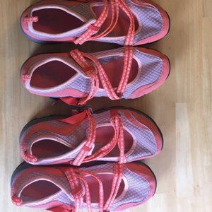 new, Chaco shoes, coral, water shoes, never worn